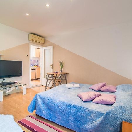 Studio Marley Rovinj Extérieur photo